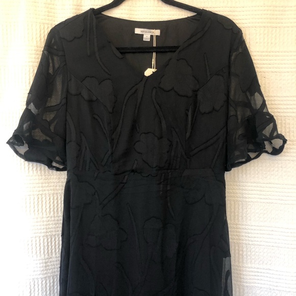 MSGLAMOR Ruffle Flutter Lace Maxi Dress Black NWT. Women’s sz Small - Picture 3 of 14